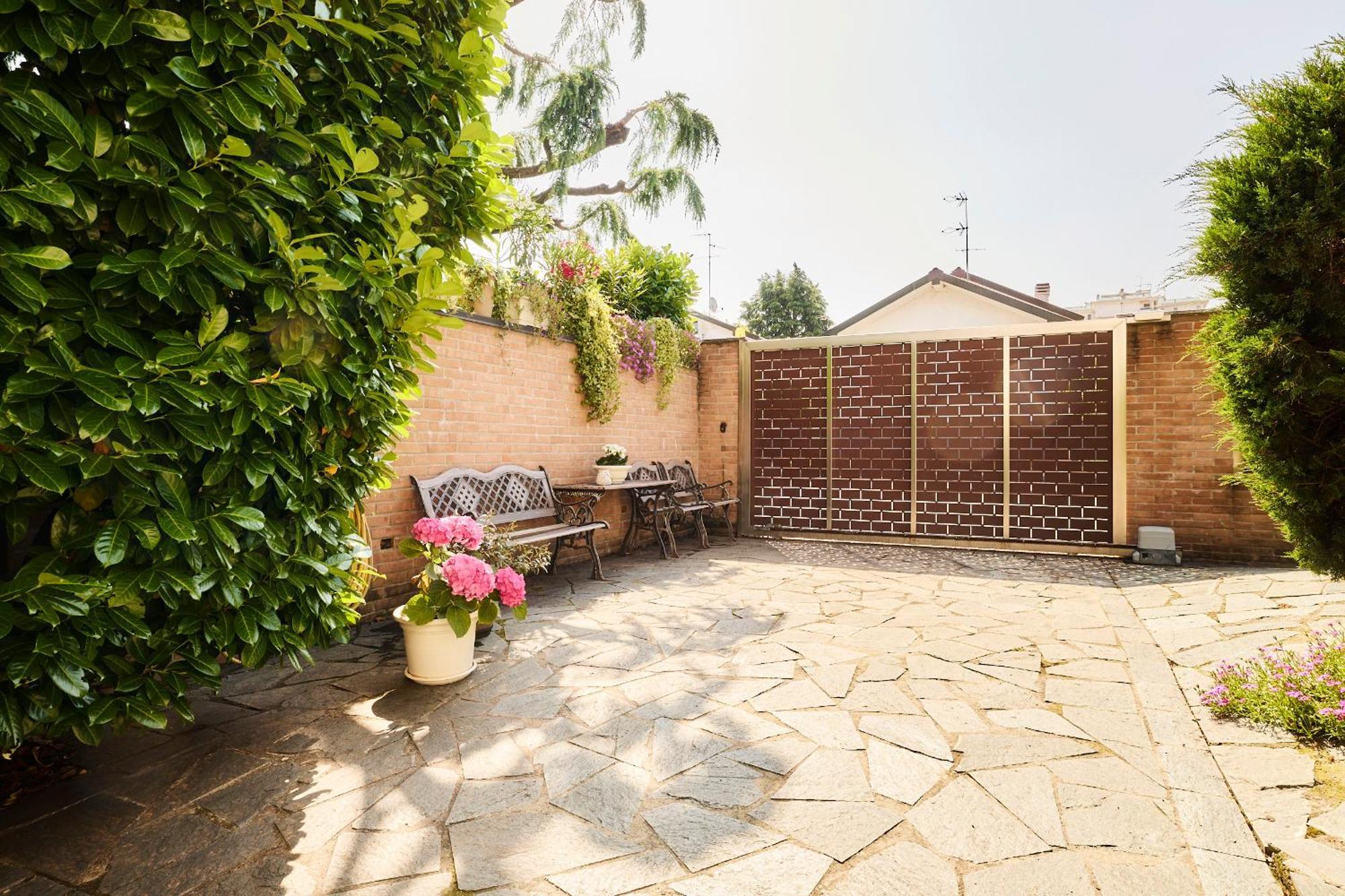 The Peaceful Apartament Close To Milan Trezzano sul Naviglio Exterior foto