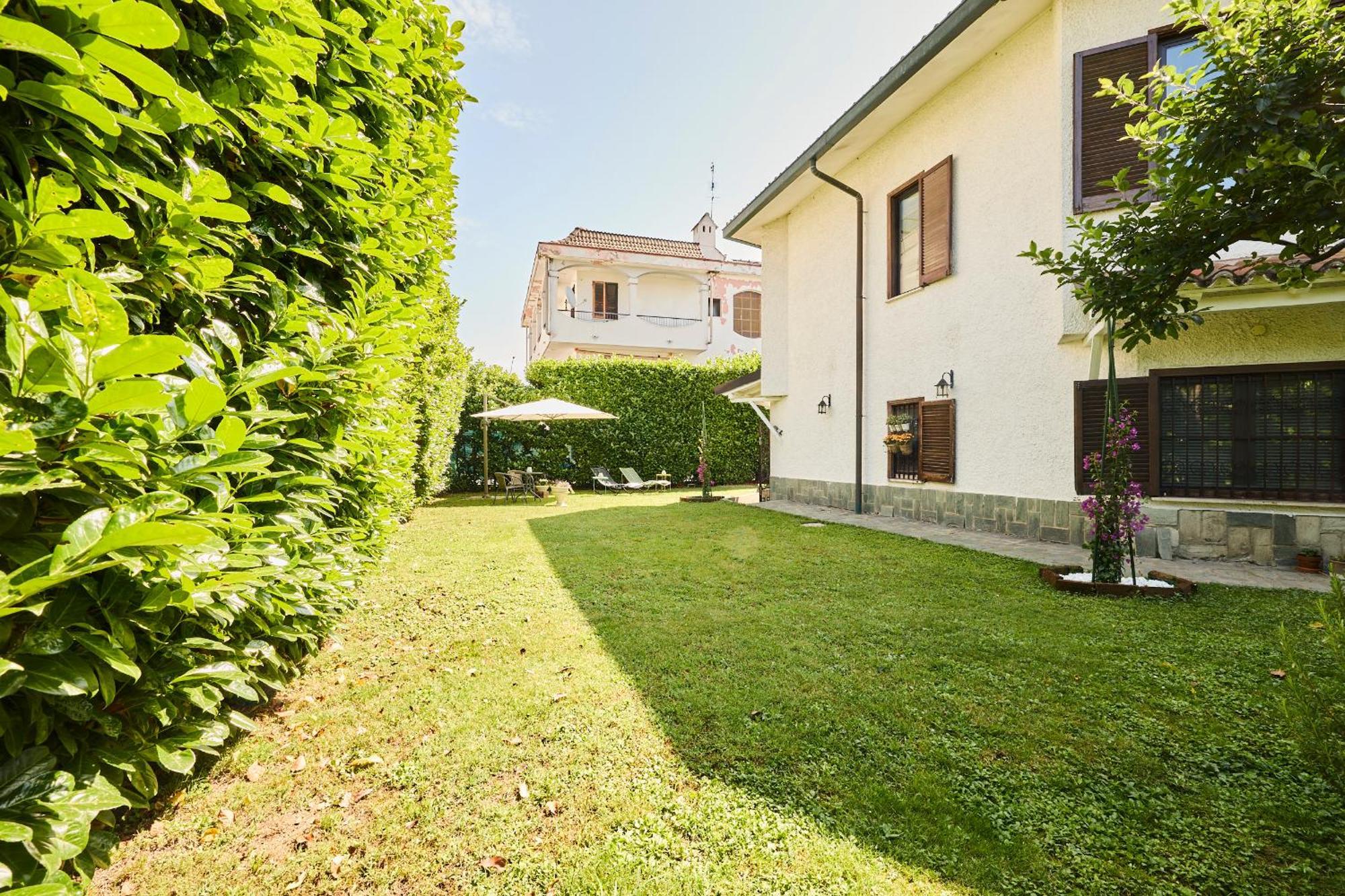The Peaceful Apartament Close To Milan Trezzano sul Naviglio Exterior foto